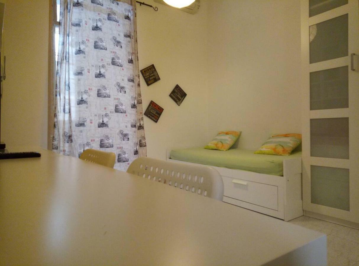 Campus House Apartment Bari Luaran gambar